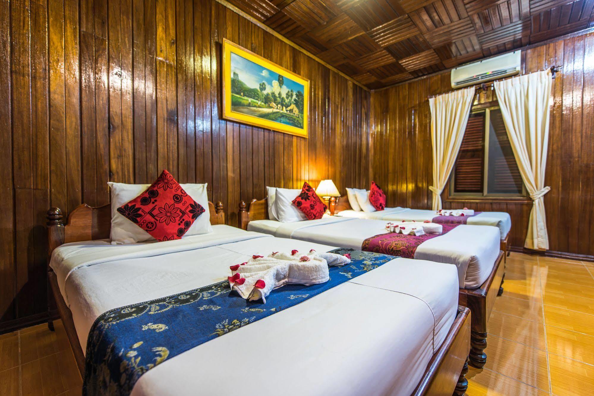 Neak Pean Hotel - Wooden House Siem Reap Exterior photo
